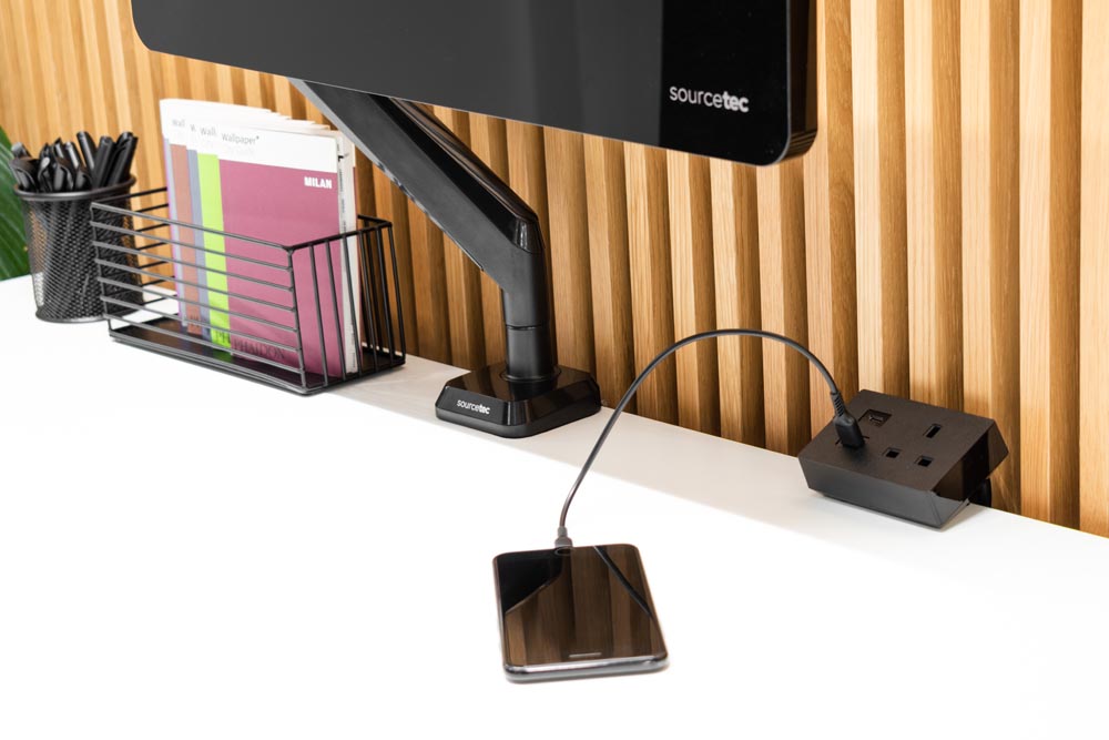 Nano Modulo di alimentazione desktop in nero