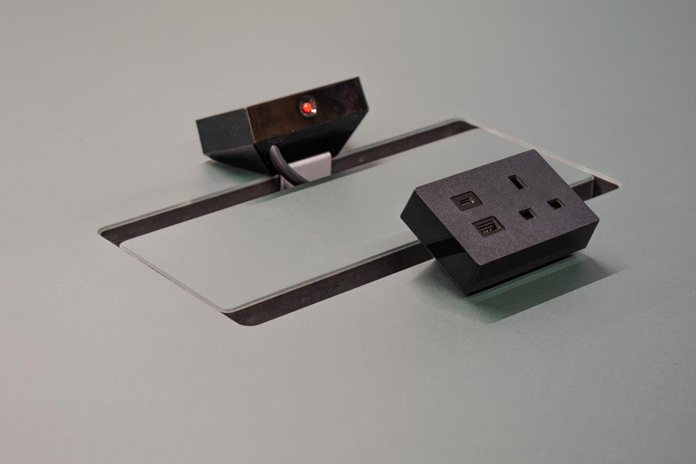 Nano Modulo di alimentazione desktop in nero
