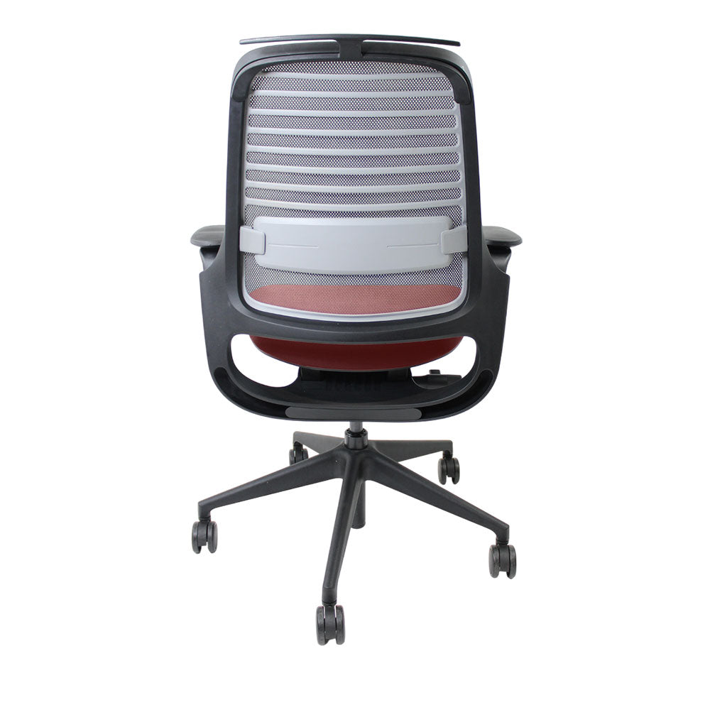 Steelcase Silla de oficina ergonómica Serie 1 con respaldo de malla en tela roja - Reacondicionada